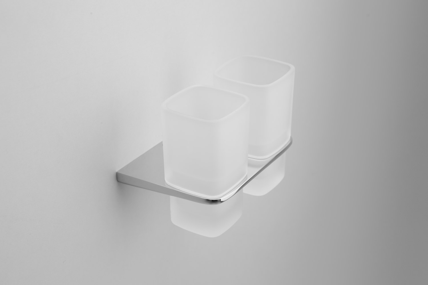 A50343400 Double glass tumbler with holder